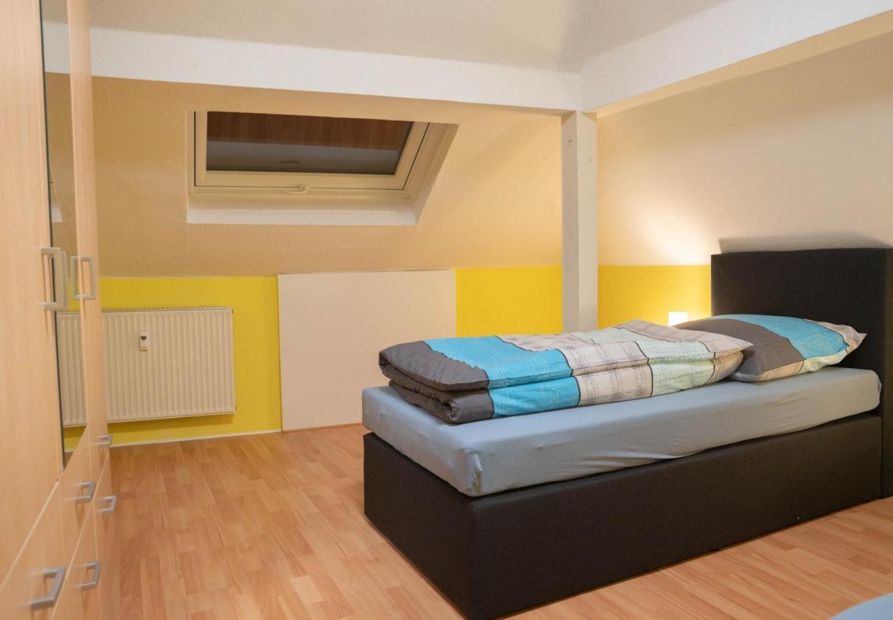 Apartamento Haus Kim Thinh Betzdorf Exterior foto