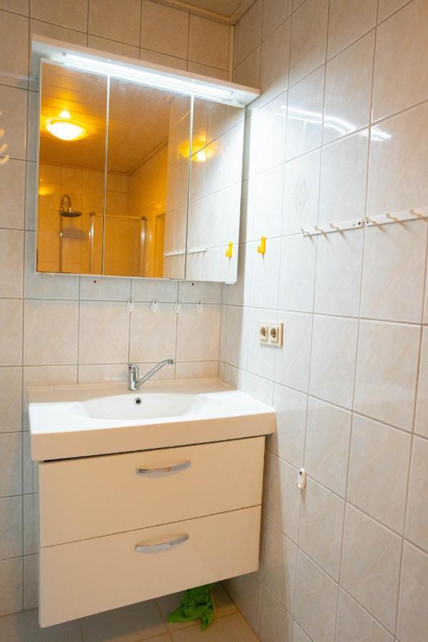 Apartamento Haus Kim Thinh Betzdorf Exterior foto