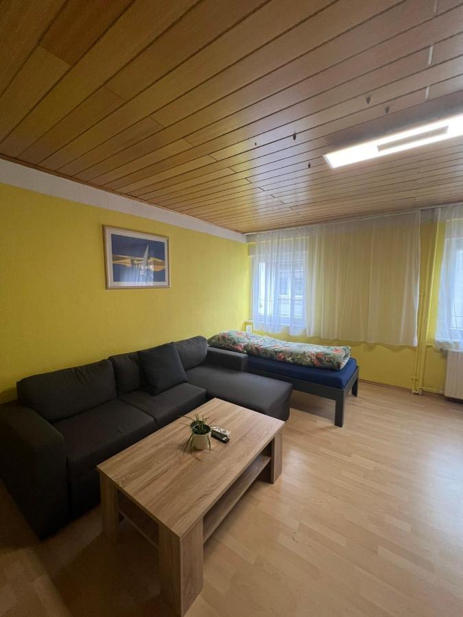 Apartamento Haus Kim Thinh Betzdorf Exterior foto