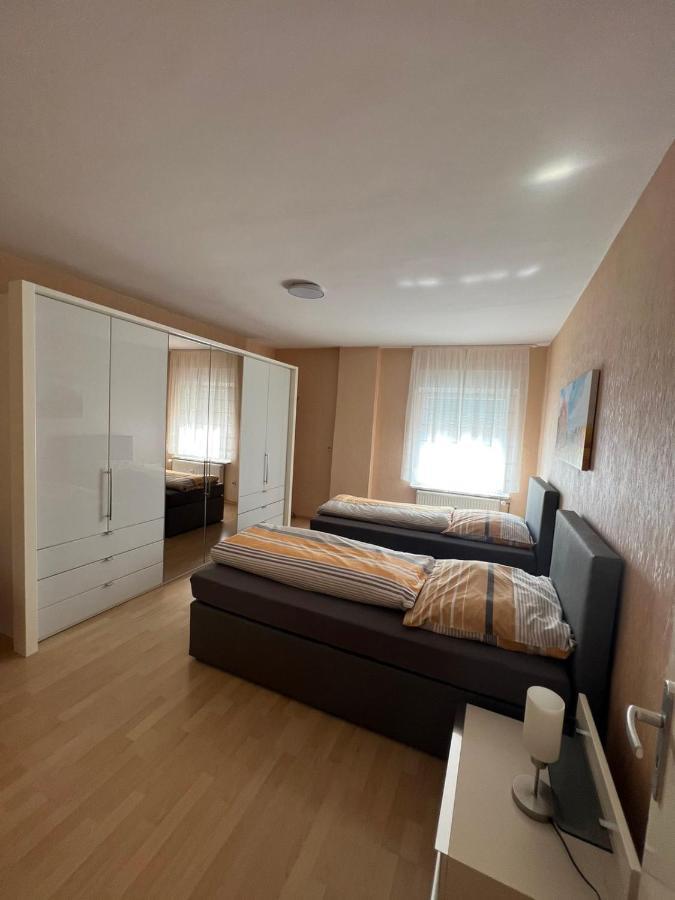 Apartamento Haus Kim Thinh Betzdorf Exterior foto